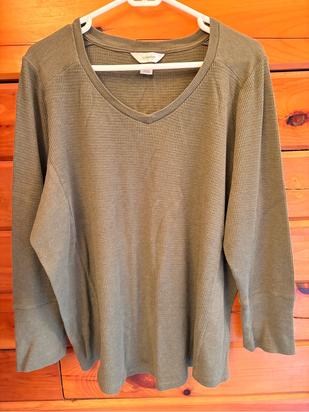 Olive Green Waffle Knit V-Neck Long Sleeve Top